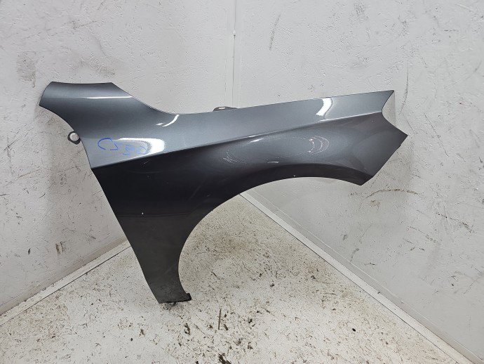 Aripa dreapta fata Mercedes Clasa A (W176) [Fabr 2012-2018] 787U Gri Montan