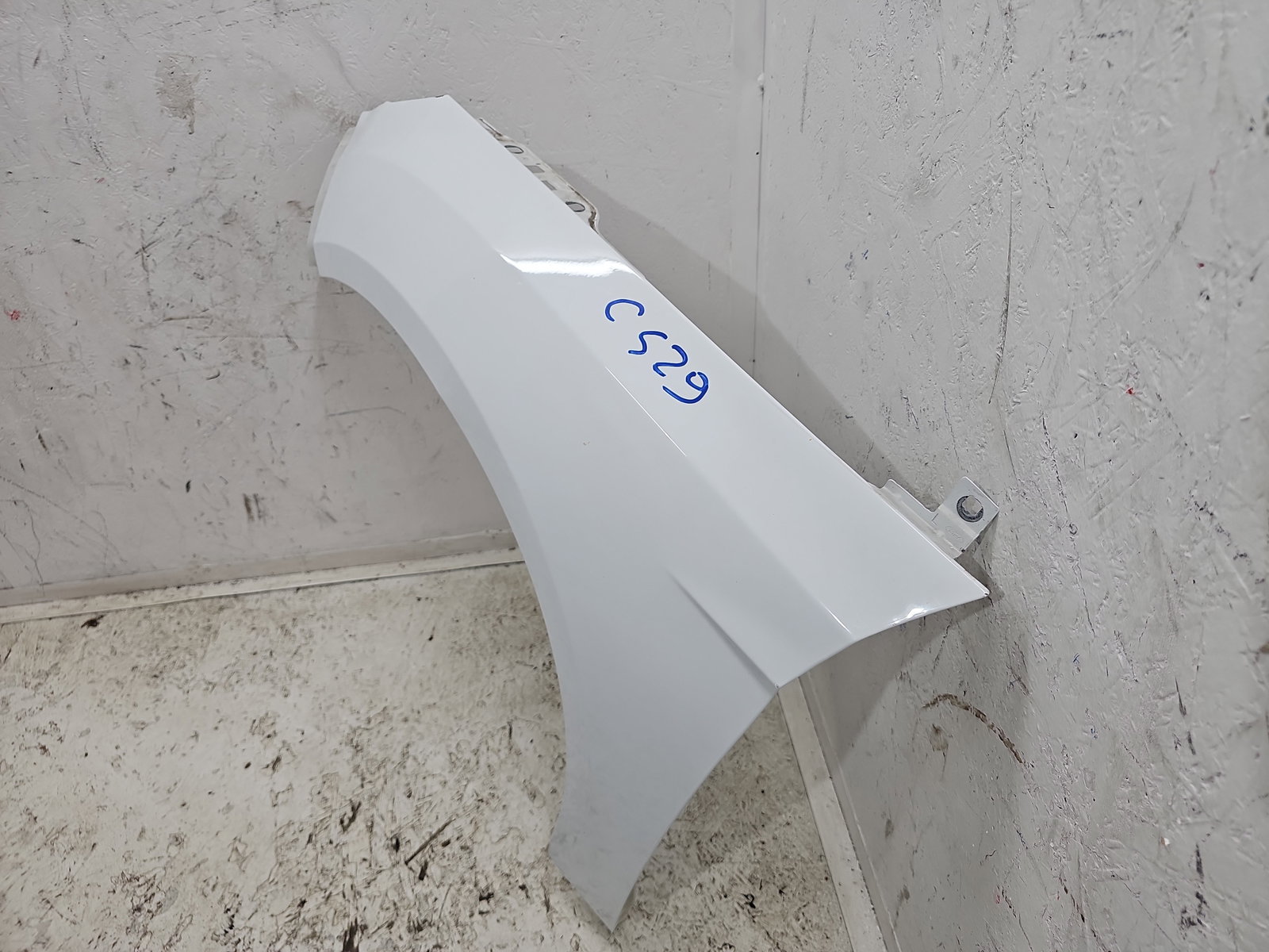 Aripa stanga fata Ford Focus 3 [Fabr 2010-2018] Frozen White - imagine 3