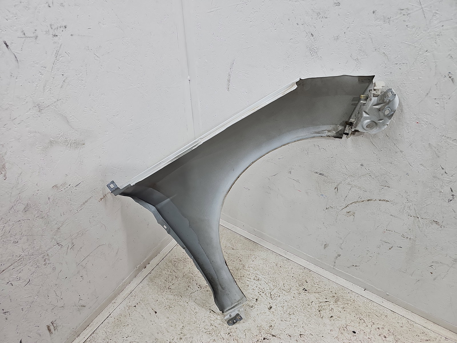 Aripa stanga fata Ford Focus 3 [Fabr 2010-2018] Frozen White - imagine 5