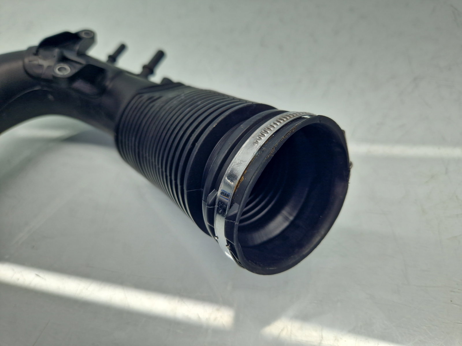 Tub admisie aer Mercedes Clasa A (W177) [Fabr 2019-2024] A2820901800 1.4 Benz 282914 120KW / 163CP - imagine 4