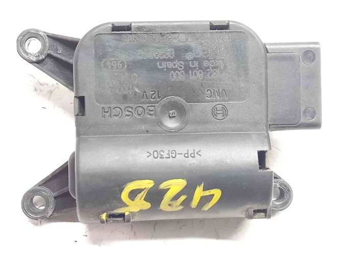 Motoras clapeta aeroterma bord 8E1820511A Audi A4 (8EC, B7) [Fabr 2004-2008] 2.0