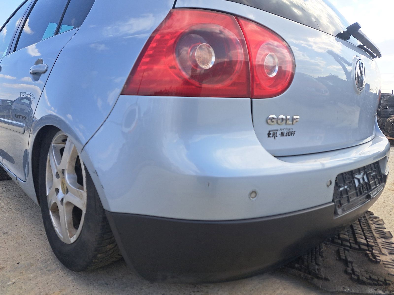 Bara spate Volkswagen Golf 5 (1K1) [Fabr 2004-2008] Hatchback ALBASTRU - imagine 2