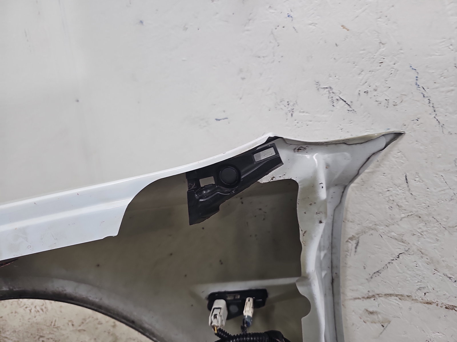 Aripa dreapta fata TESLA Model 3 [Fabr 2020-2025] Pearl White - imagine 12