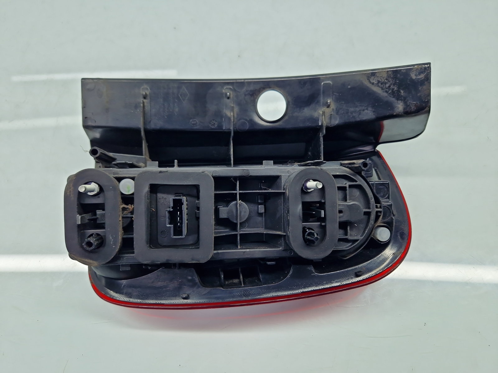 Stop aripa stanga Dacia Duster [Fabr 2010-2017] SUV Facelift 265551793R - imagine 3