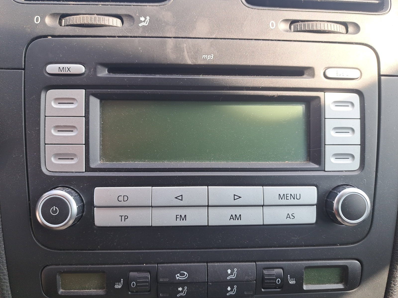Radio CD Volkswagen Golf 5 (1K1) [Fabr 2004-2008] MP3