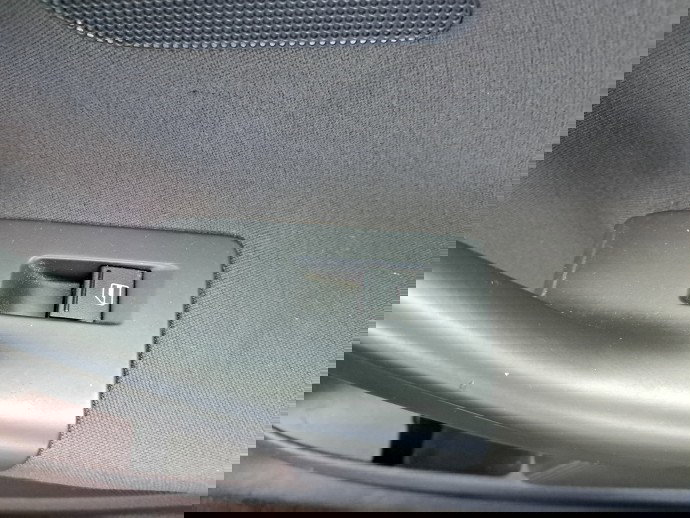 Buton geam dreapta spate Volkswagen Golf 5 (1K1) [Fabr 2004-2008] OEM