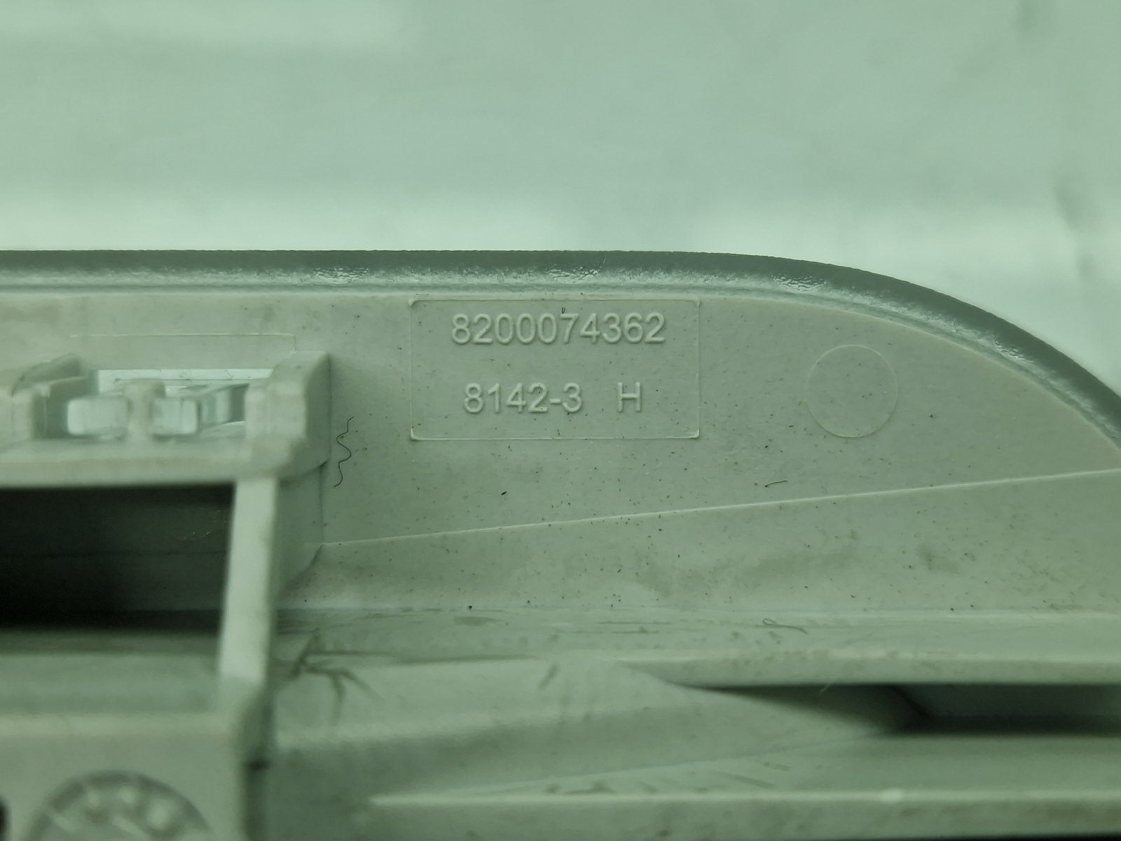 Plafoniera spate Dacia Duster [Fabr 2010-2017] SUV Facelift 8200074362 - imagine 5