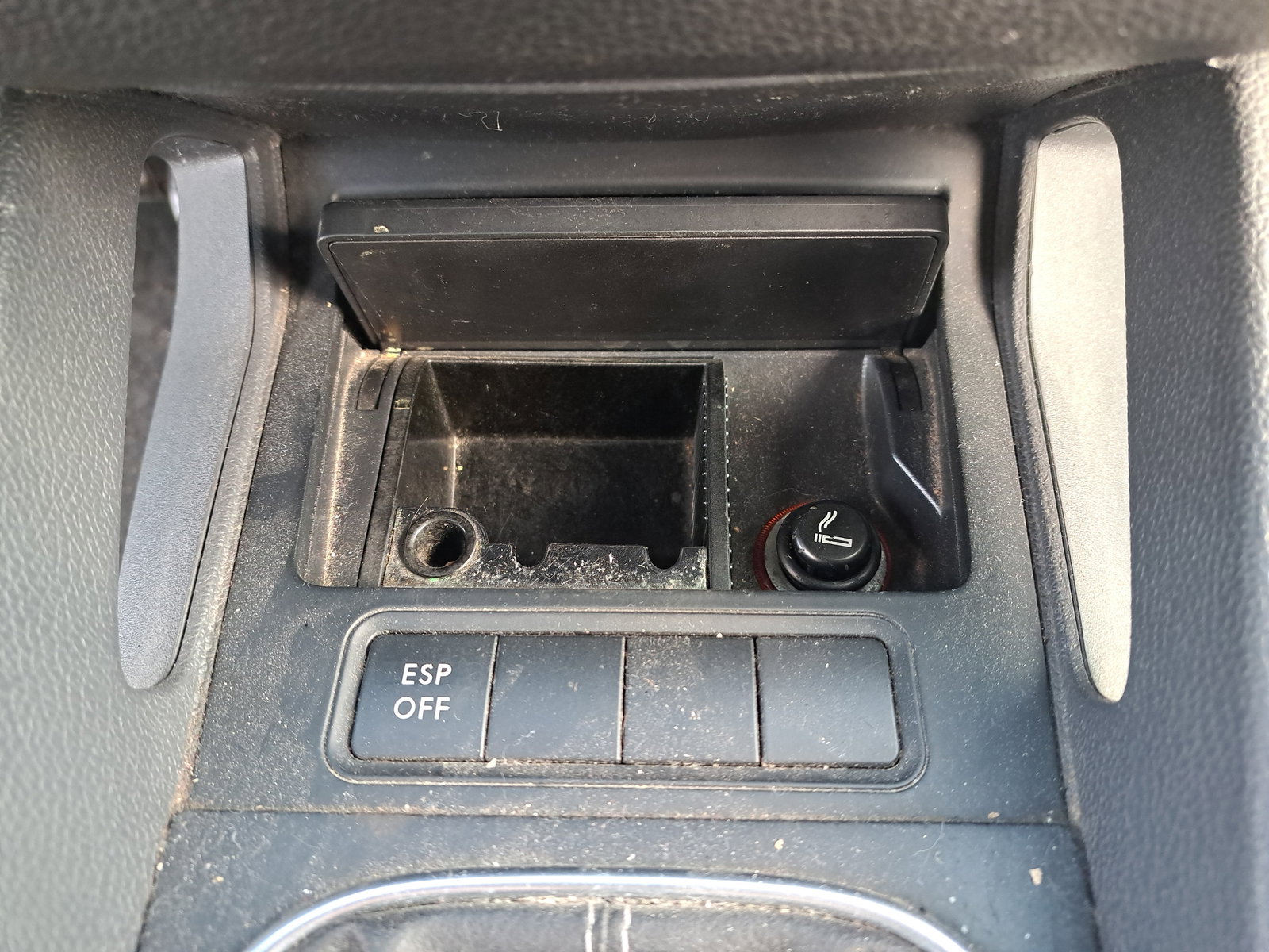 Scrumiera Volkswagen Golf 5 (1K1) [Fabr 2004-2008] OEM - imagine 1