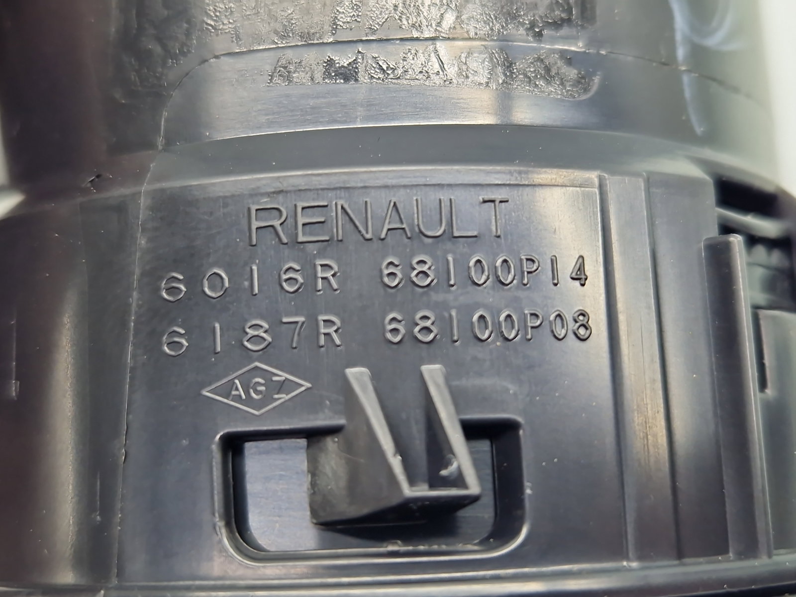 Grila aerisire stanga Dacia Duster [Fabr 2010-2017] 6016R68100P14 - imagine 5