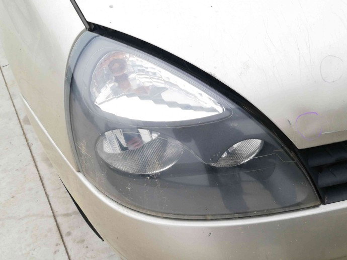 Far dreapta OEM Renault Symbol / Thalia [Fabr 1998-2007] 1.5 K9K