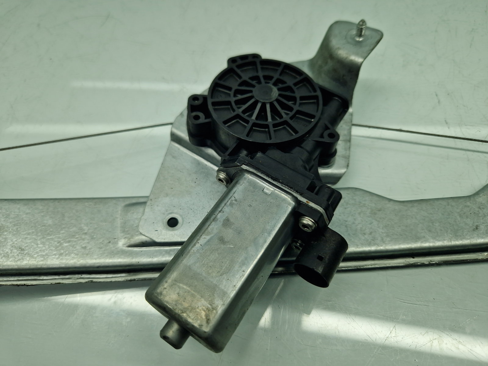 Macara electrica geam stanga fata Dacia Duster [Fabr 2010-2017] SUV Facelift 9030255 - imagine 2