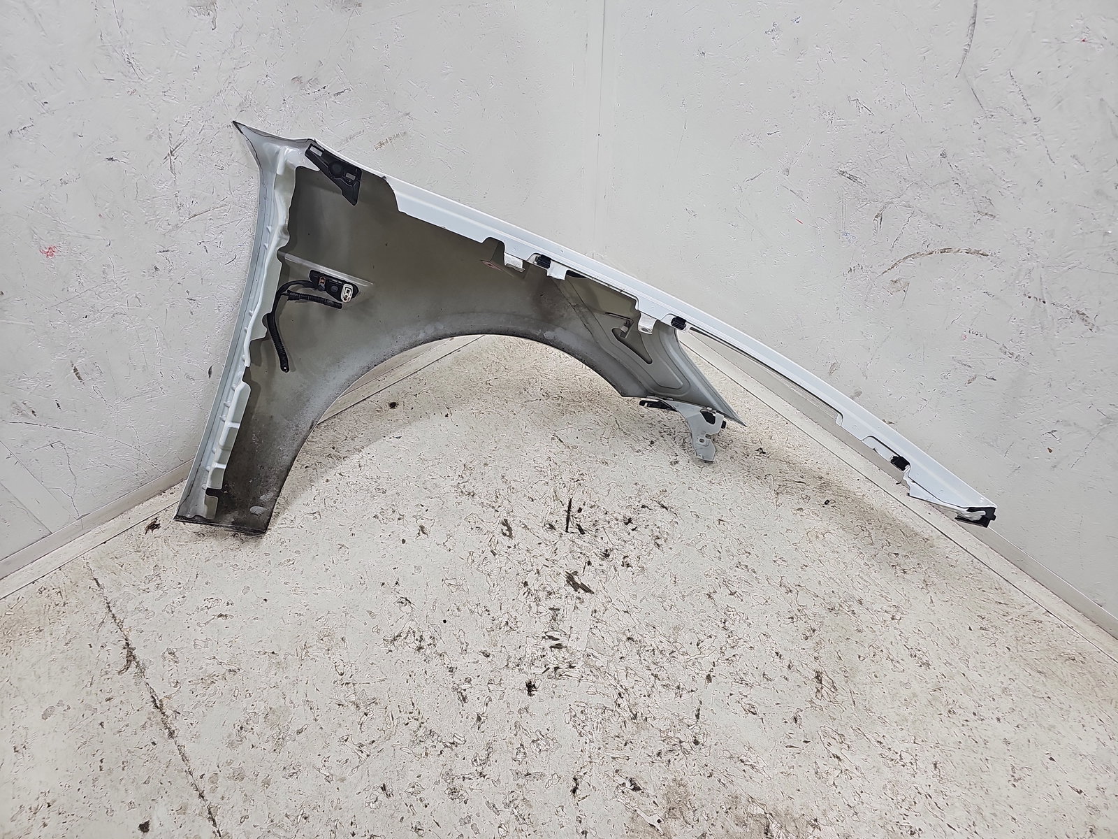 Aripa stanga fata TESLA Model 3 [Fabr 2020-2025] Pearl White - imagine 10