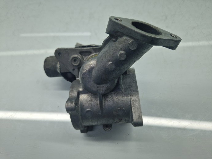 Supapa EGR Volkswagen Golf 5 (1K1) [Fabr 2004-2008] 03G129637A