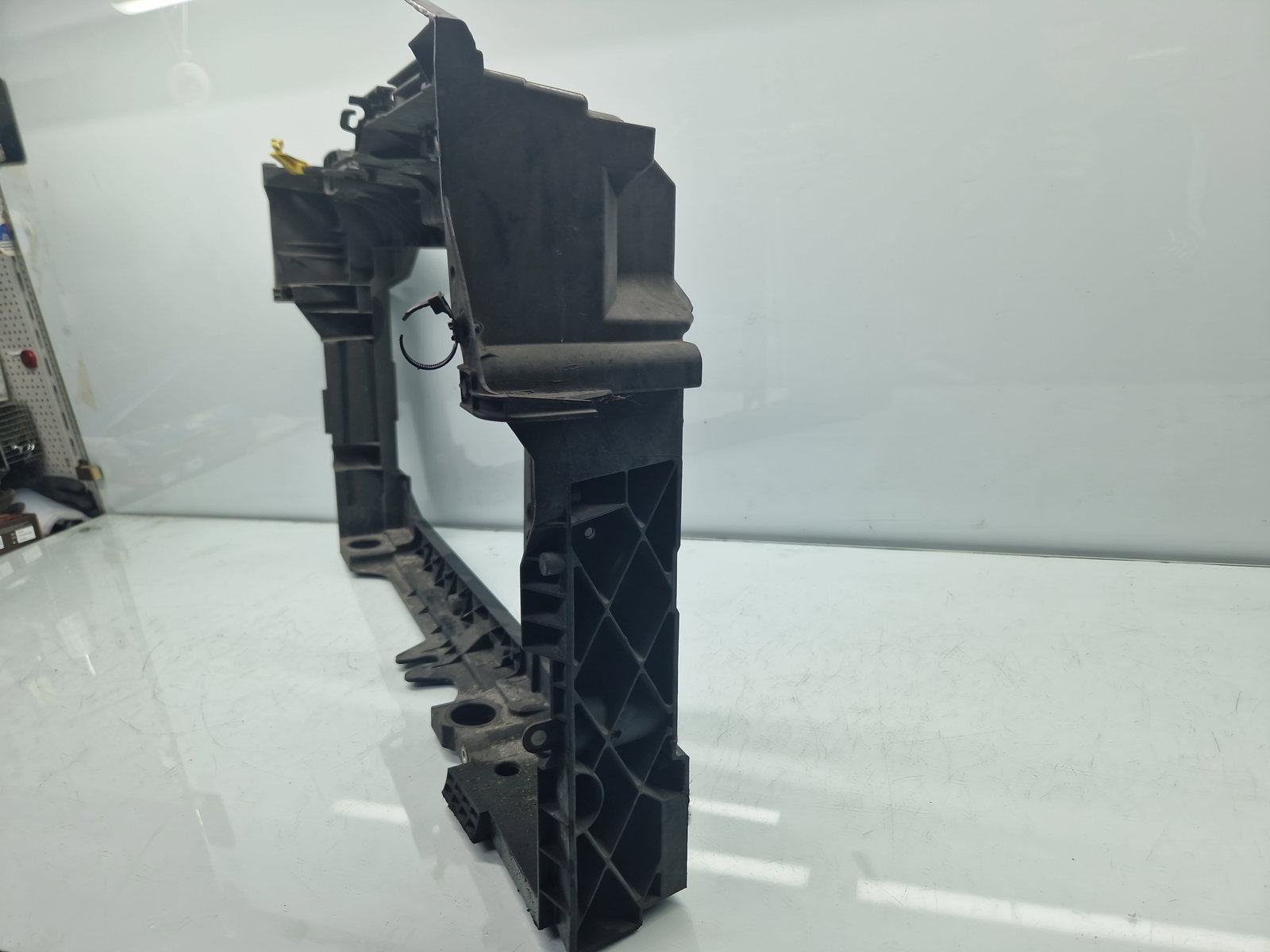 Suport radiator Ford Fiesta 6 [Fabr 2008-2019] YU5A8653-AA - imagine 3