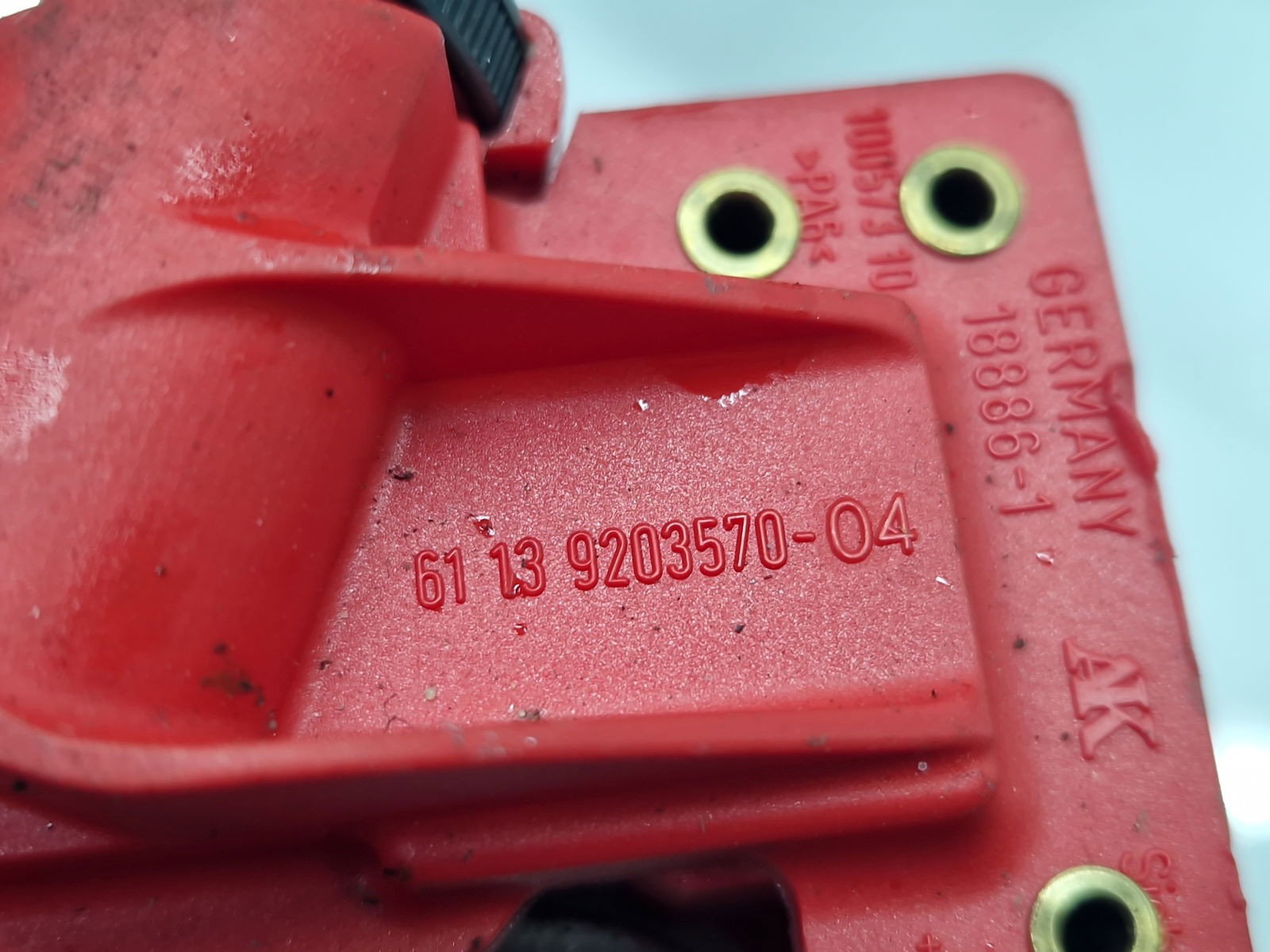 Borna baterie (+) cu capsa Bmw 5 (F10) [Fabr 2011-2016] 61139203570-04 - imagine 2