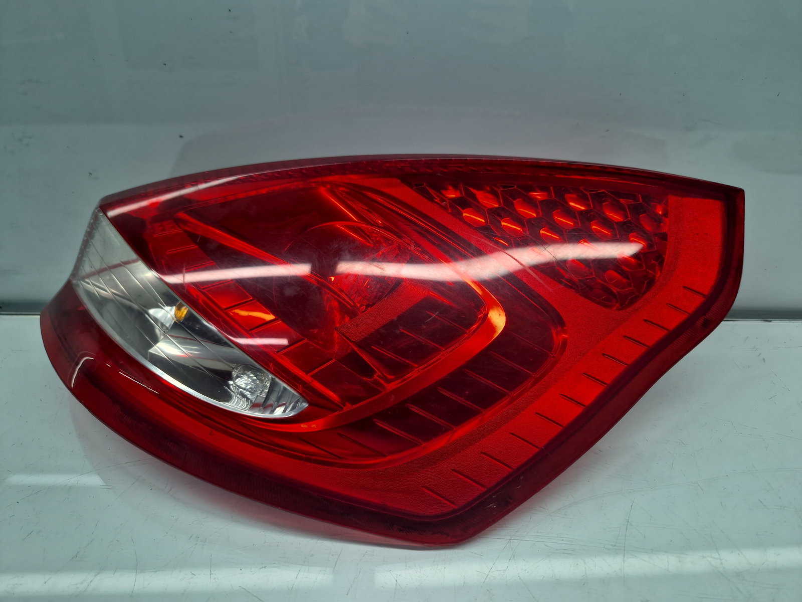 Stop aripa dreapta Ford Fiesta 6 [Fabr 2008-2019] 8A61-13404-A - imagine 1