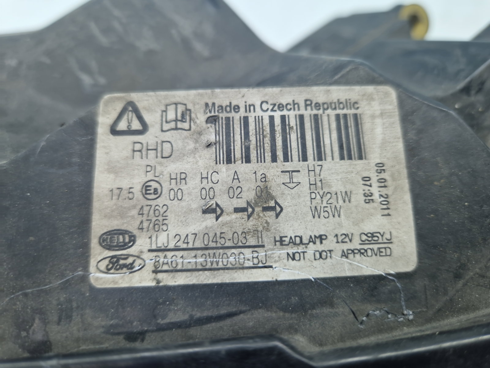 Far stanga Ford Fiesta 6 [Fabr 2008-2019] 8A61-13W030-BJ - imagine 5