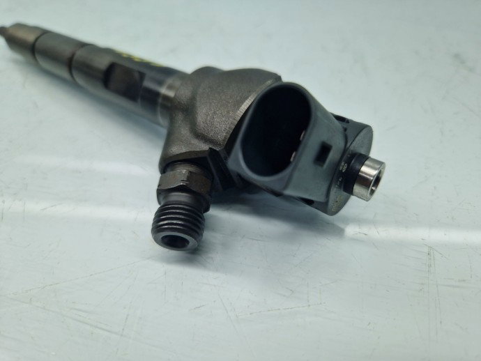 Injector AUDI A3 Sportback (8VS, 8VM) [Fabr 2013-prezent] 04L130277G 1.6 TDI CLHA 77KW / 105CP