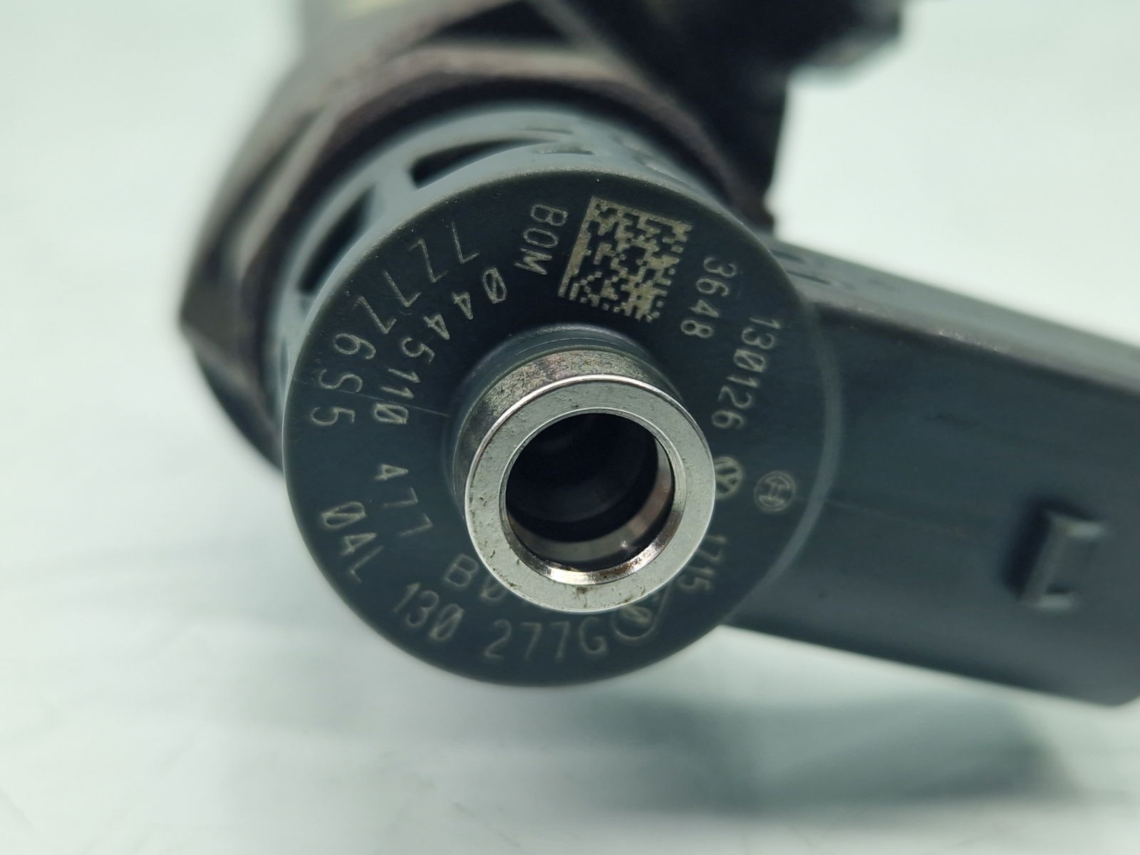 Injector Skoda Octavia 3 (5E3) [Fabr 2012-2020] 04L130277G 1.6 TDI CLHA 77KW / 105CP - imagine 2