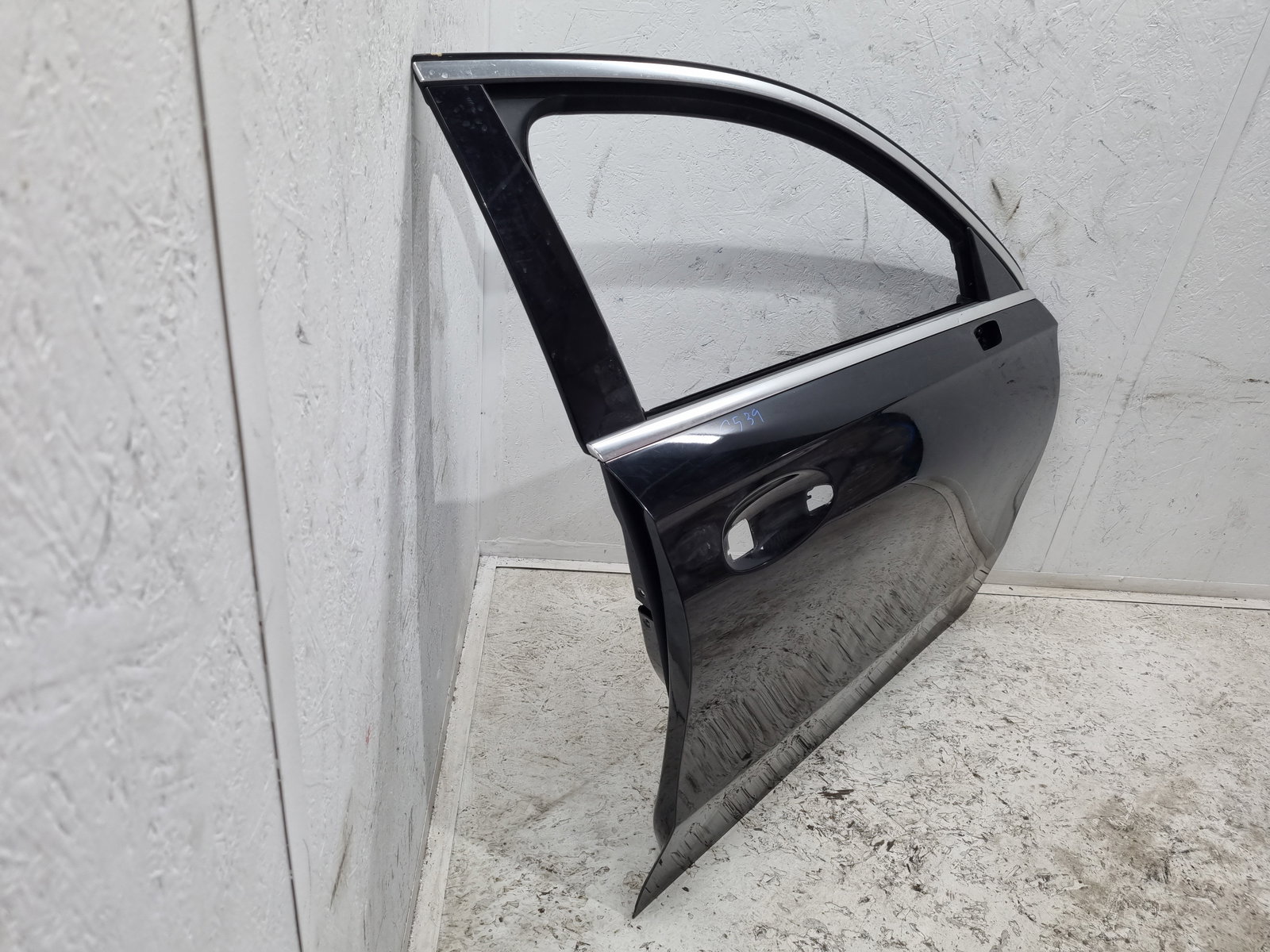 Usa dreapta fata Mercedes Clasa A (W177) [Fabr 2019-2024] Berlina AMG 191U Negru Cosmos - imagine 5