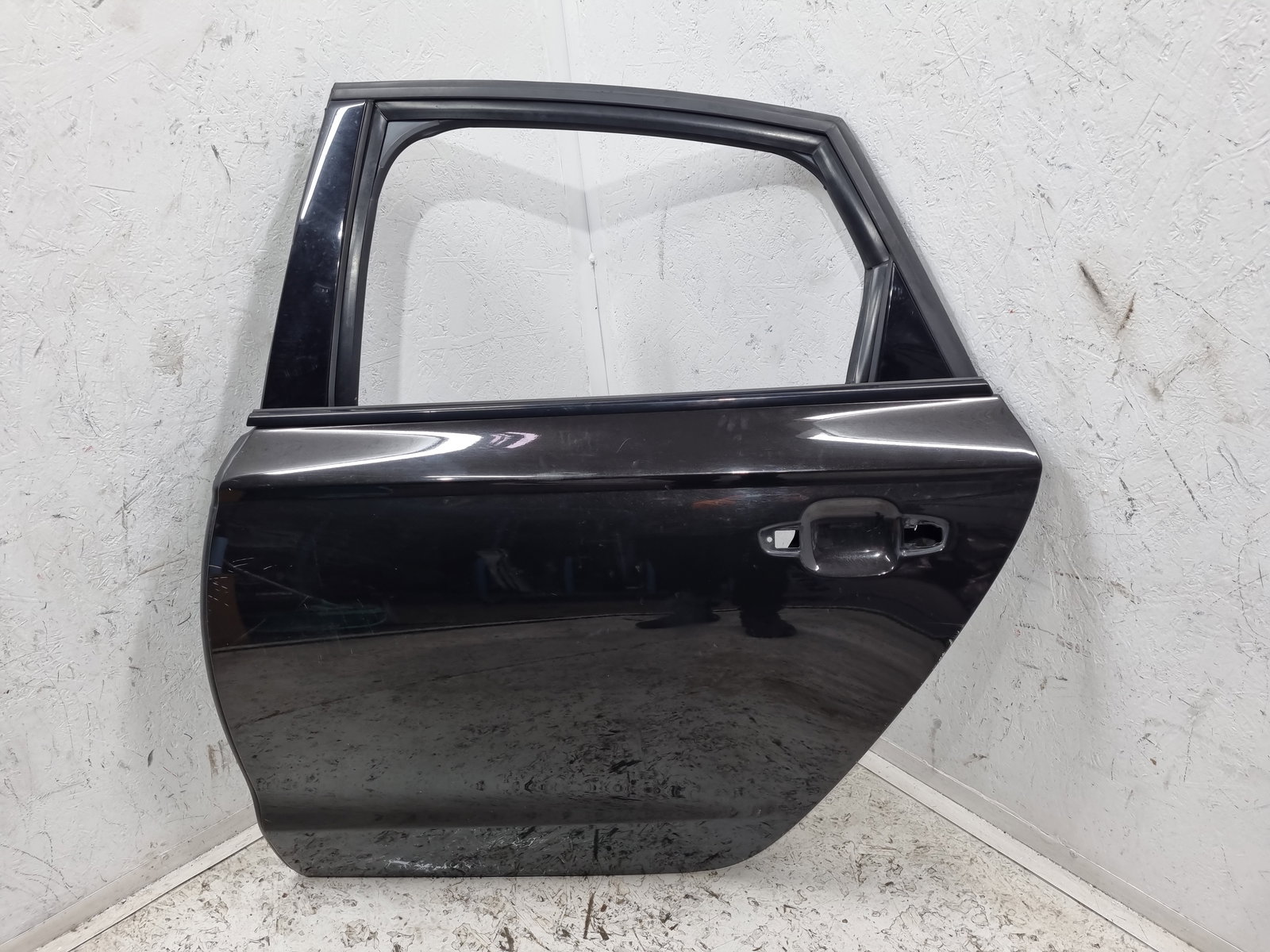 Usa stanga spate AUDI A6 (4G2, C7) S-line [Fabr 2012-2017] LY8X - imagine 1