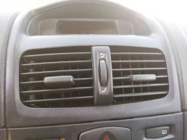 Grila aerisire centrala OEM Renault Symbol / Thalia [Fabr 1998-2007] 1.5 K9K