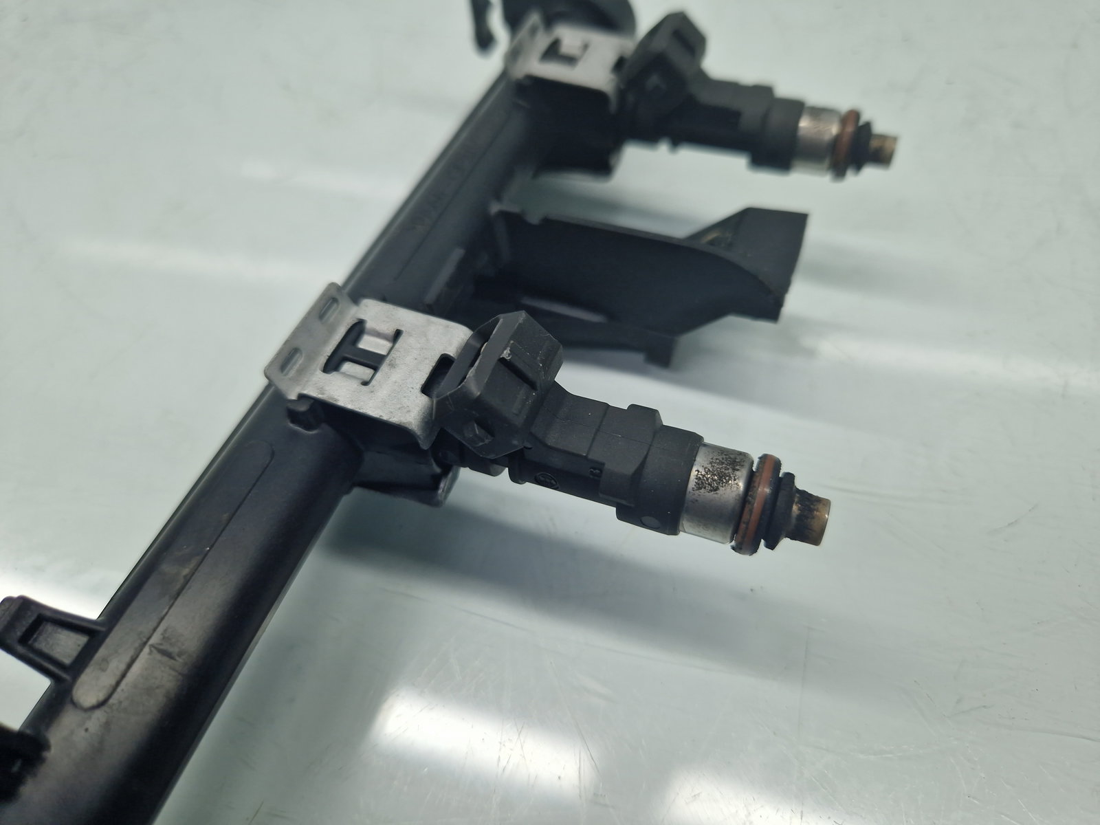 Rampa injectoare Ford Fiesta 6 [Fabr 2008-2019] 8A66-9H487-AB 1.25 Benz SNJA 60KW / 80CP - imagine 4