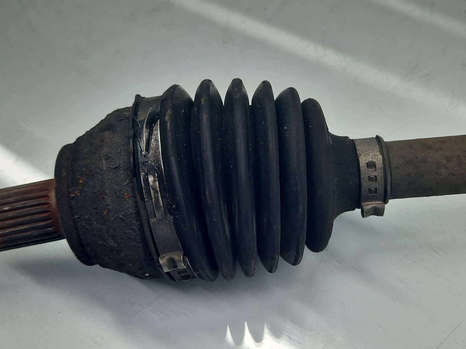 Planetara dreapta fata Ford Fiesta 6 [Fabr 2008-2019] 8V51-3B436-AAB 1.25 Benz SNJA 60KW / 80CP - imagine 3