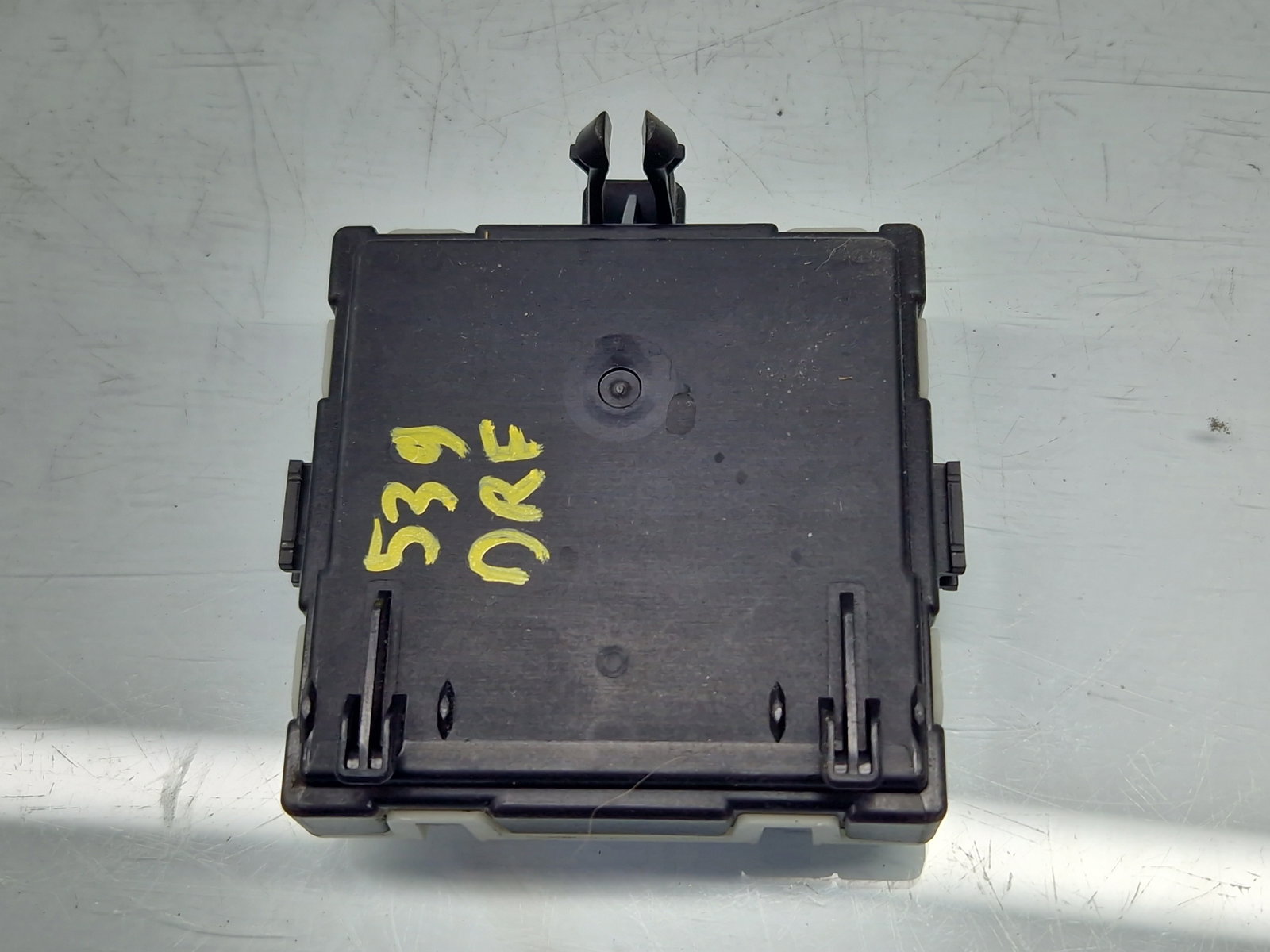 Modul confort Mercedes Clasa A (W177) [Fabr 2019-2024] A1779004106 - imagine 2