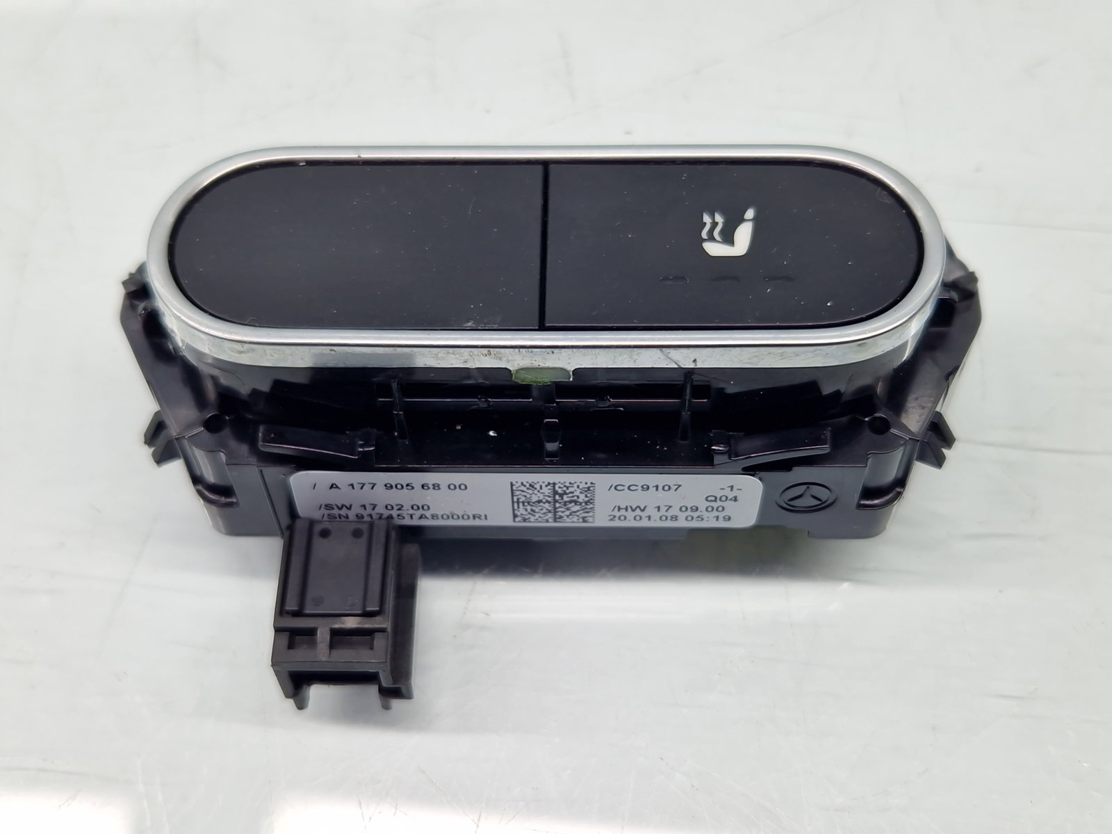 Buton incalzire scaune Mercedes Clasa A (W177) [Fabr 2019-2024] A1779056800 - imagine 1