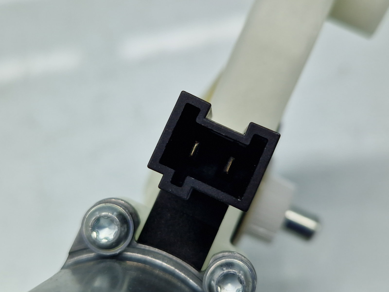 Motoras geam dreapta fata Mercedes Clasa A (W177) [Fabr 2019-2024] Berlina AMG A0009065706 - imagine 3