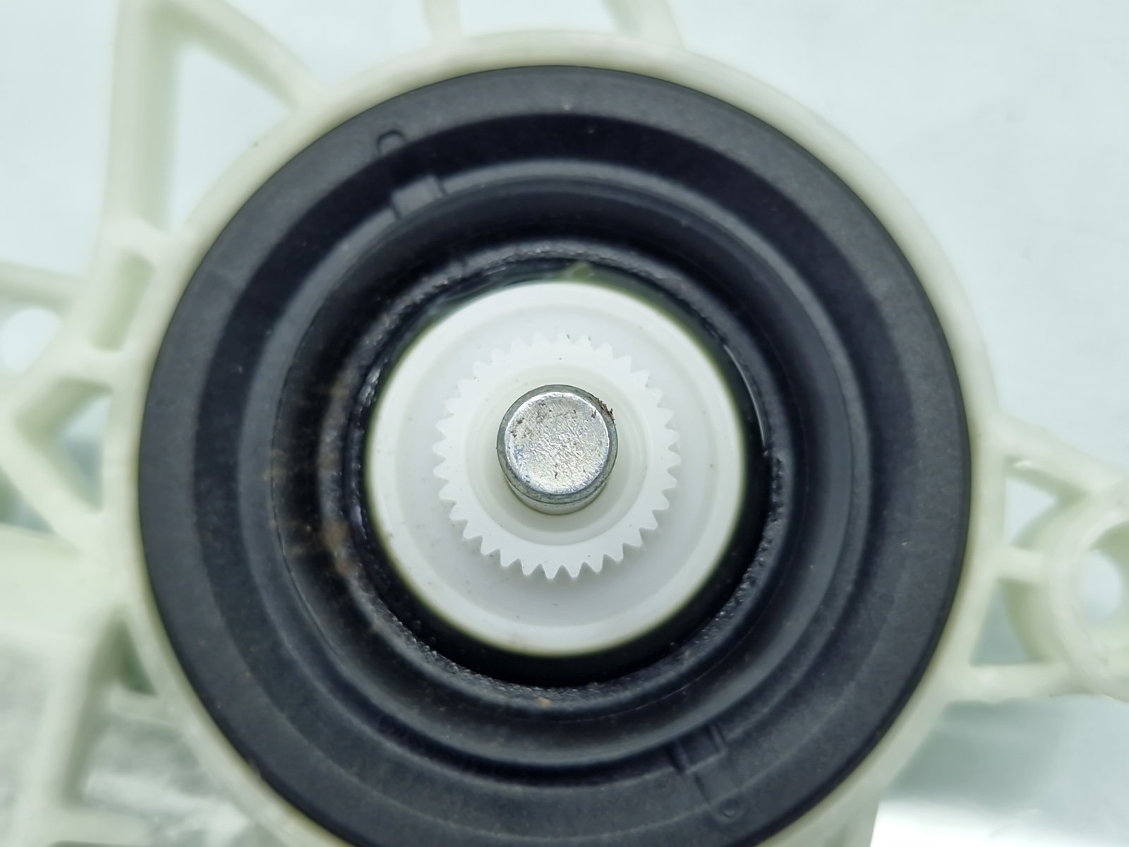 Motoras geam dreapta fata Mercedes Clasa A (W177) [Fabr 2019-2024] Berlina AMG A0009065706 - imagine 4