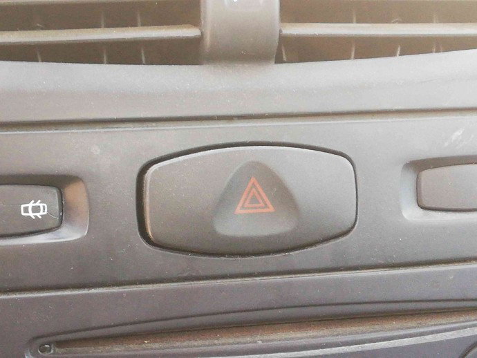 Buton avarii OEM Renault Symbol / Thalia [Fabr 1998-2007] 1.5 K9K