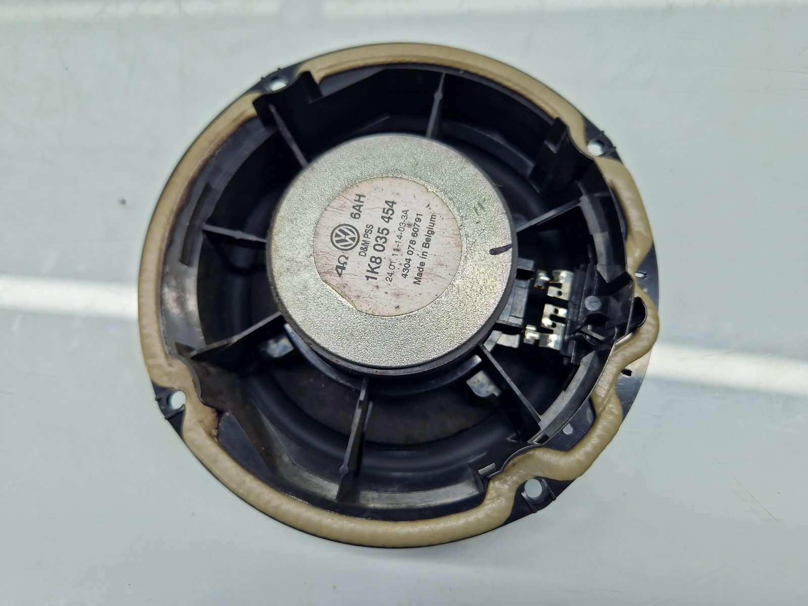 Boxa stanga spate Volkswagen Golf 6 (5K1) [Fabr 2009-2013] 1K8035454 - imagine 3