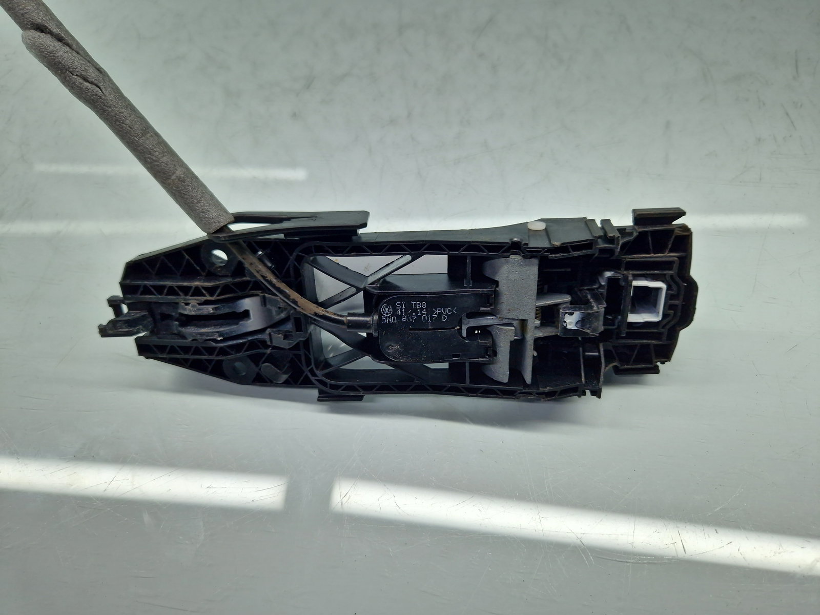 Maner usa stanga spate AUDI A3 (8VS) [Fabr 2013-prezent] Berlina S-line LS9R - imagine 3