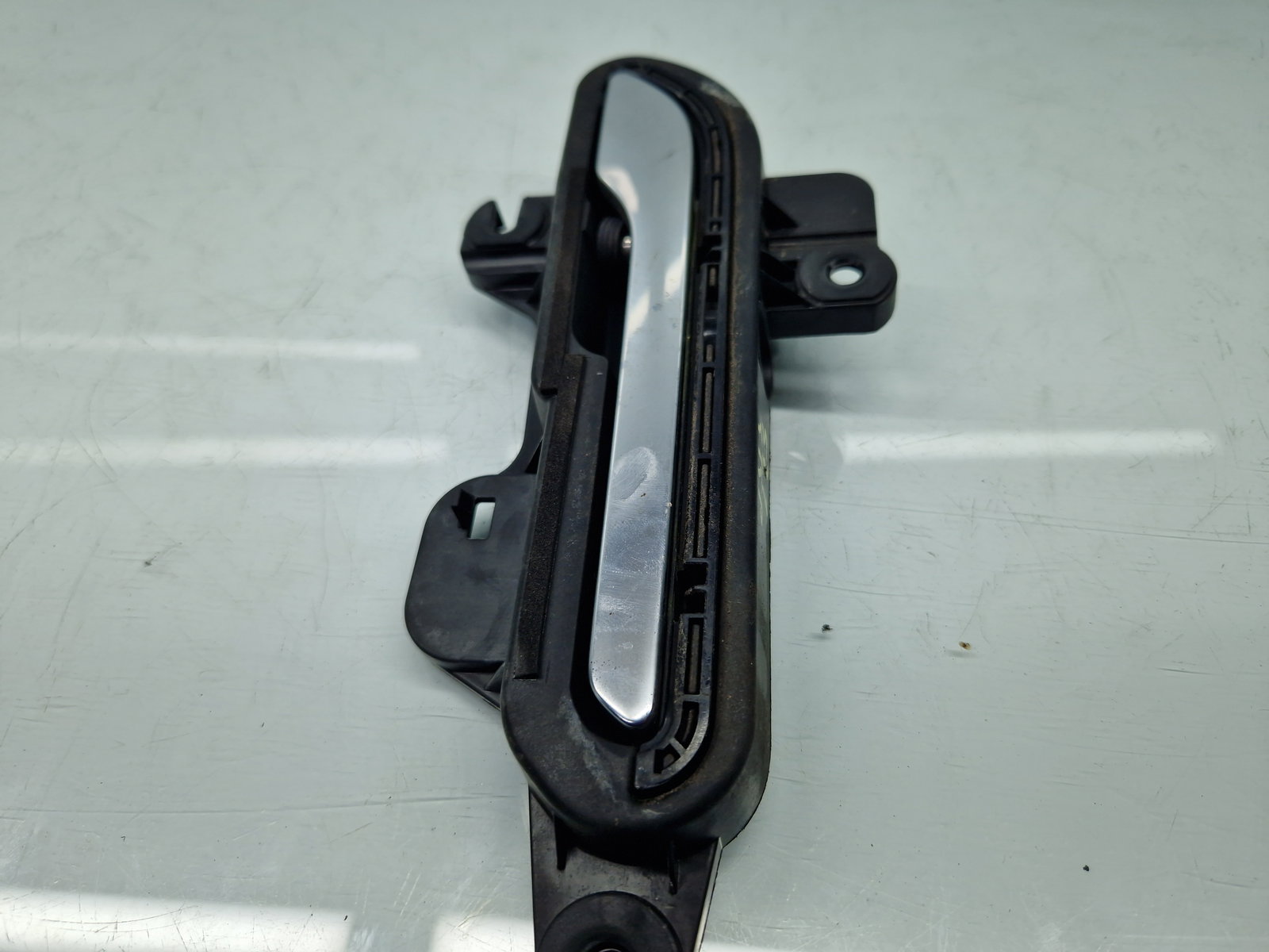 Maner usa stanga spate TESLA Model 3 [Fabr 2020-2025] Pearl White - imagine 6