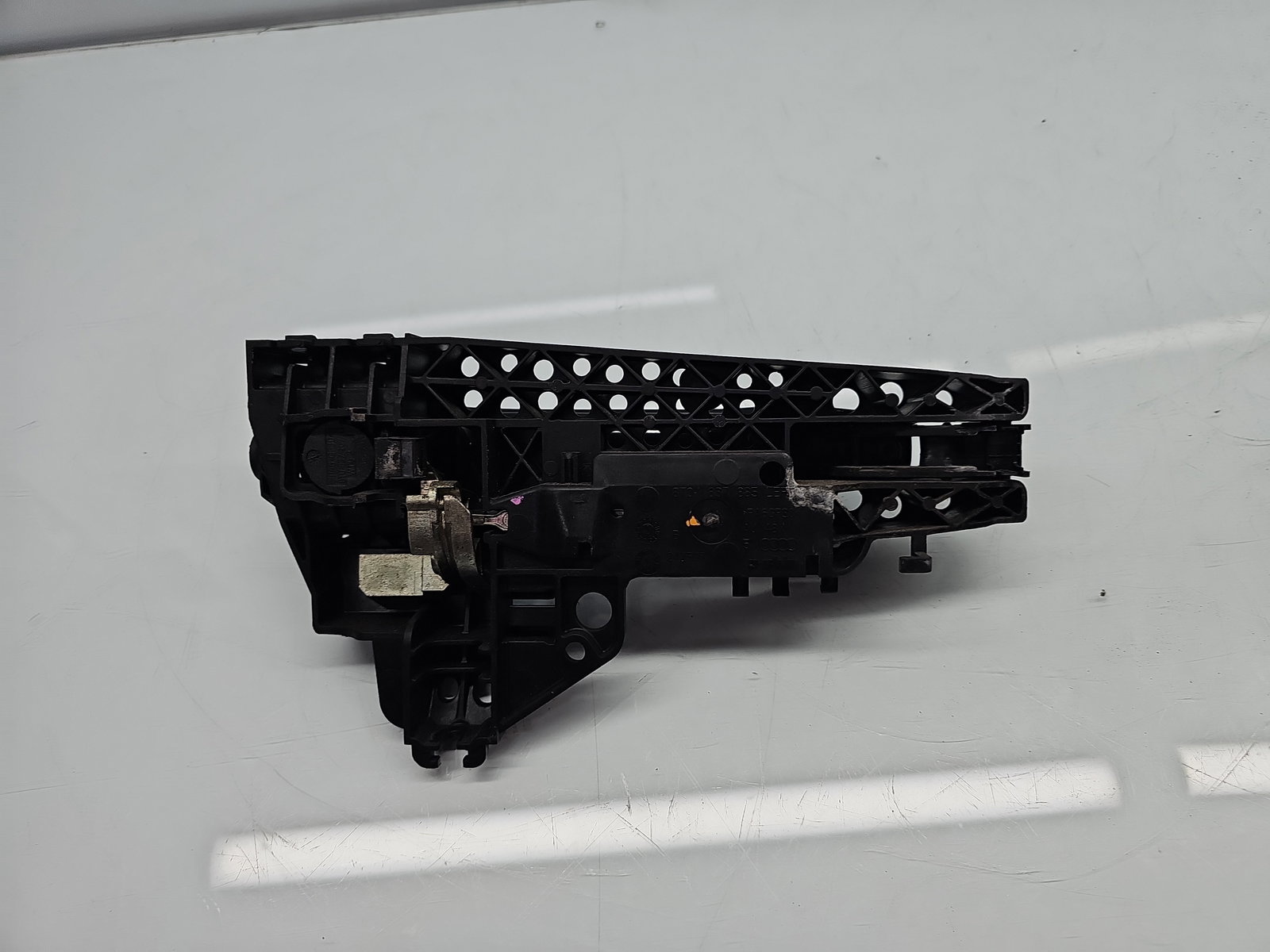 Maner usa stanga spate AUDI A4 (8K2, B8.5) [Fabr 2008-2015] Berlina Facelift LZ9Y - imagine 3