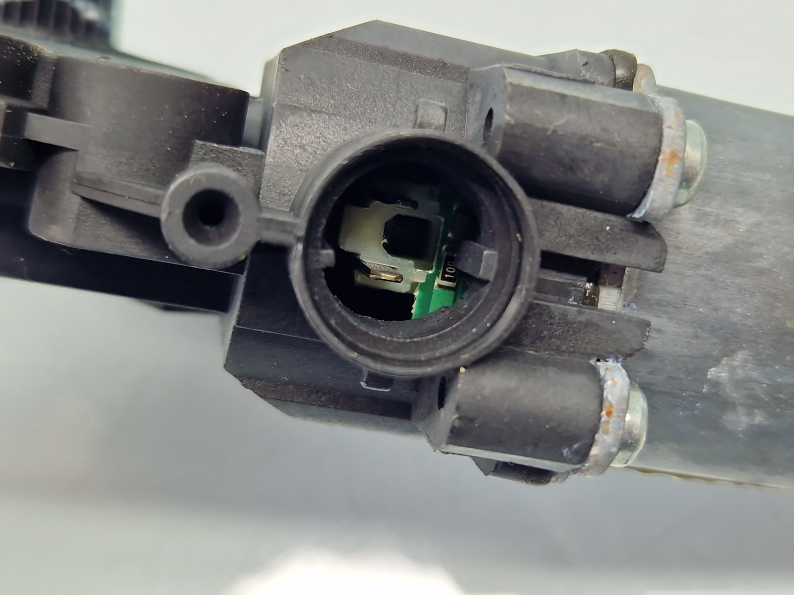 Motoras geam stanga spate Hyundai ix35 (LM) [Fabr 2010-2017] 402354B - imagine 4