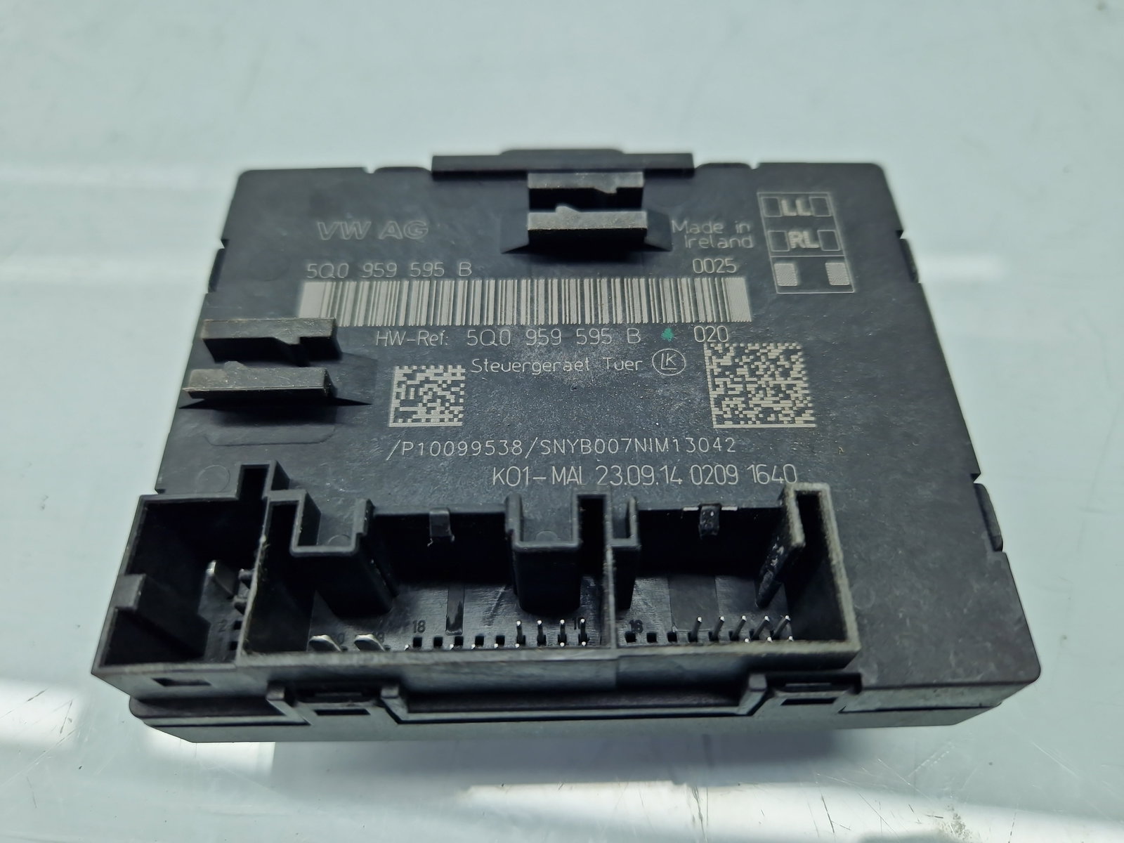 Modul confort AUDI A3 (8VS) [Fabr 2013-prezent] 5Q0959595B - imagine 1