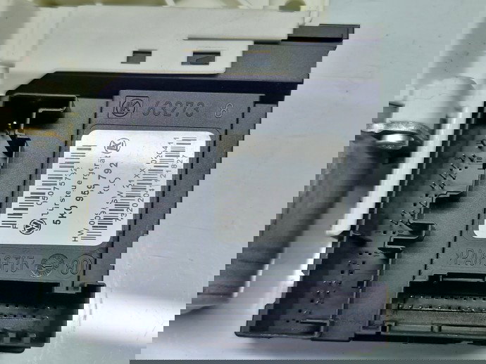 Motoras geam stanga fata Volkswagen Tiguan (5N) [Fabr 2007-2016] SUV 5K0959792