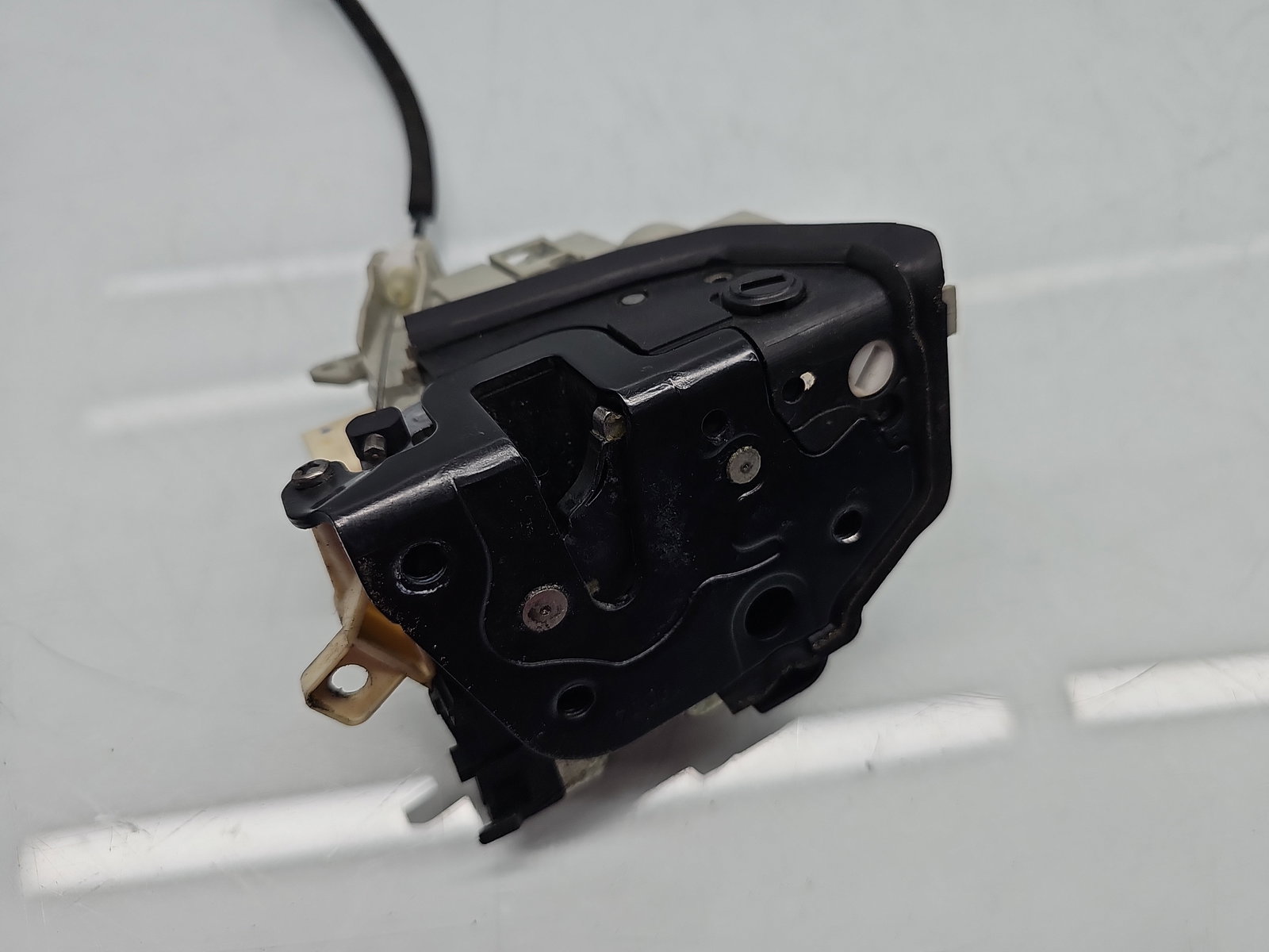 Broasca usa dreapta spate AUDI A4 (8K2, B8.5) [Fabr 2008-2015] Berlina Facelift 8K0839016C - imagine 2