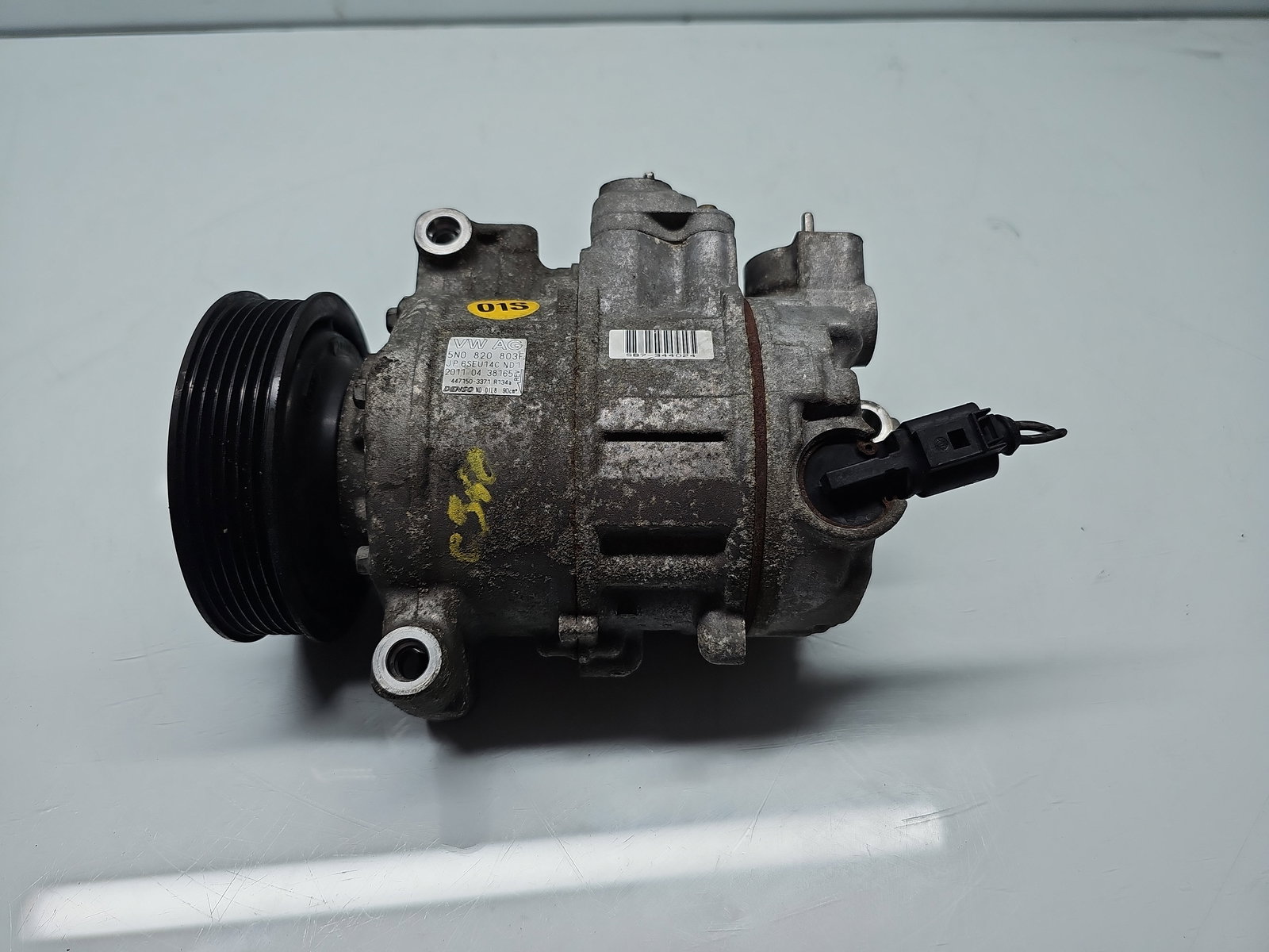 Compresor clima Volkswagen Tiguan (5N) [Fabr 2007-2016] 5N0820803F 2.0 TDI CFFB 103KW / 140CP - imagine 1