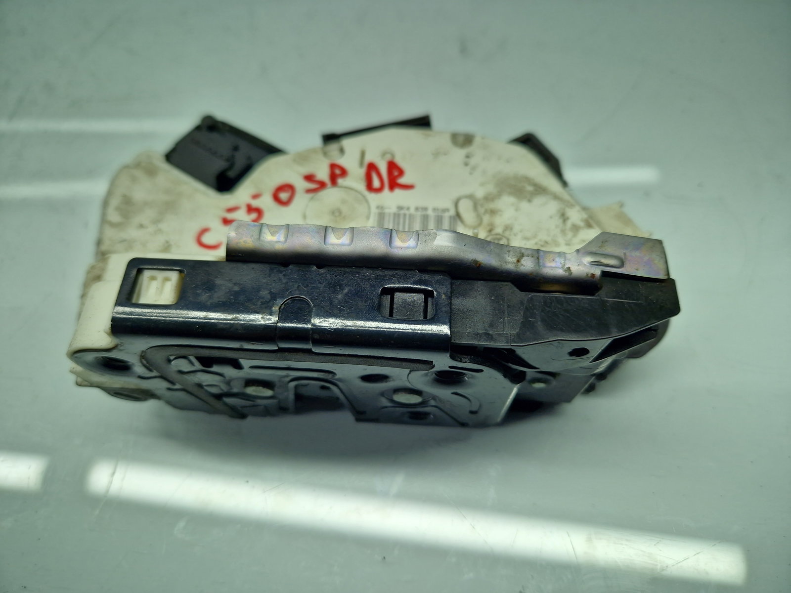 Broasca usa dreapta spate Volkswagen Golf 7 (5G) [Fabr 2014-prezent] Hatchback 5K4839016R - imagine 1