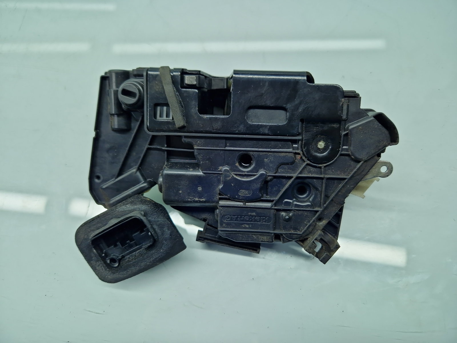 Broasca usa dreapta spate Volkswagen Golf 7 (5G) [Fabr 2014-prezent] Hatchback 5K4839016R - imagine 3