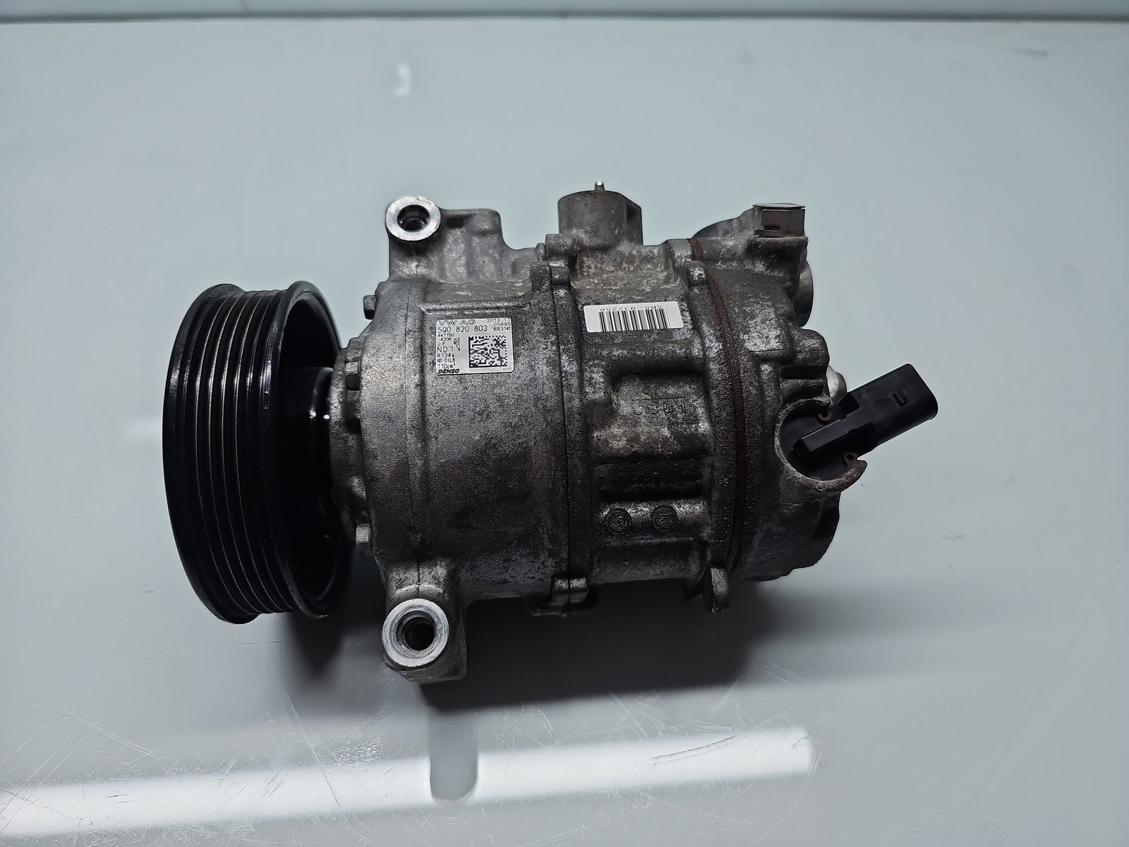 Compresor clima Volkswagen Golf 7 (5G) [Fabr 2014-prezent] 5Q0820803 1.6 TDI CLHA 77KW / 105CP - imagine 1