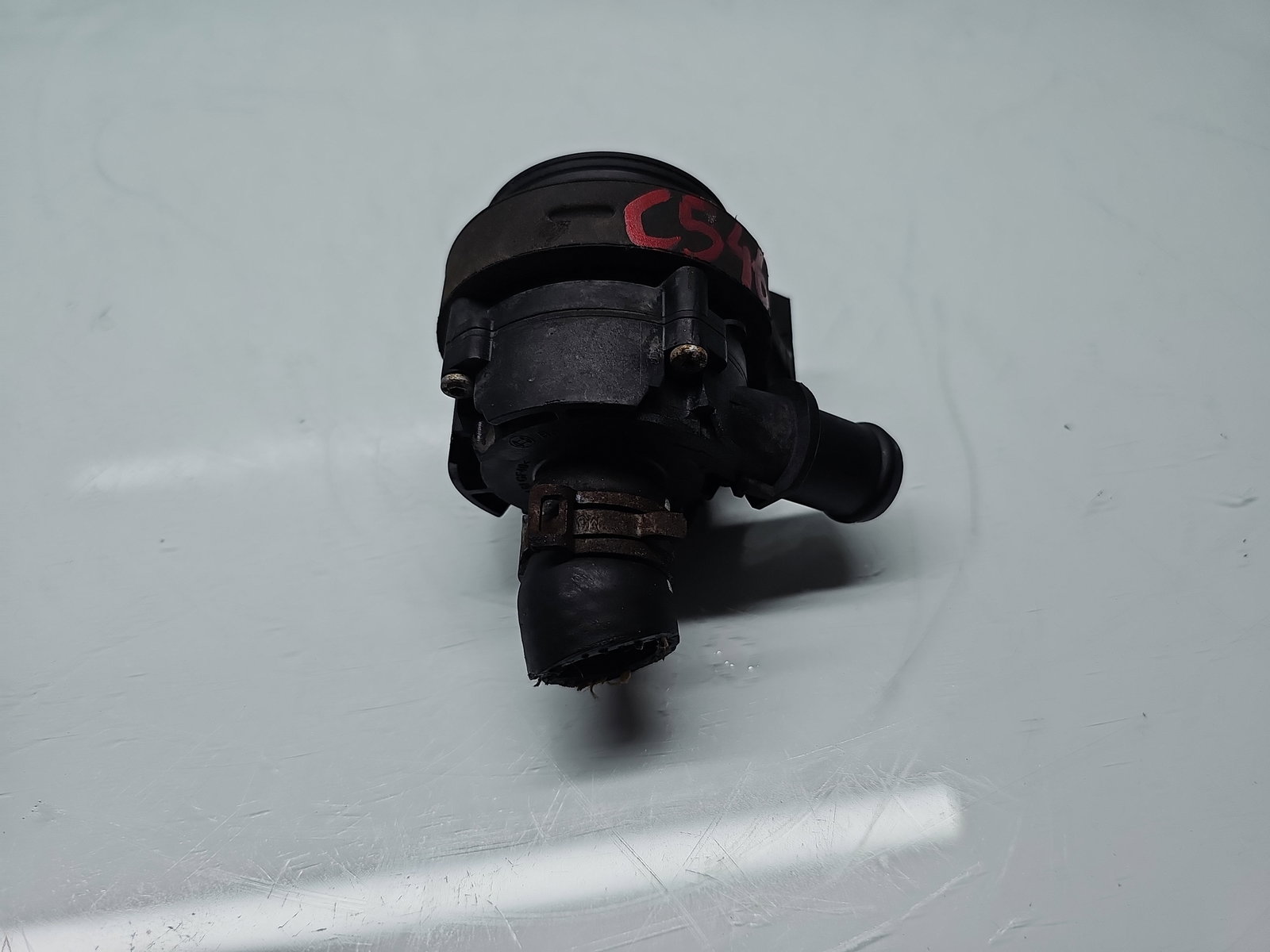 Pompa recirculare apa Volkswagen Golf 7 (5G) [Fabr 2014-prezent] 5G0965567 1.6 TDI CLHA 77KW / 105CP - imagine 2