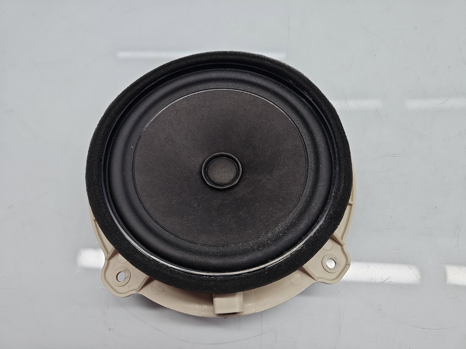 Boxa dreapta spate Hyundai ix35 (LM) [Fabr 2010-2017] 96330-2S500 - imagine 1