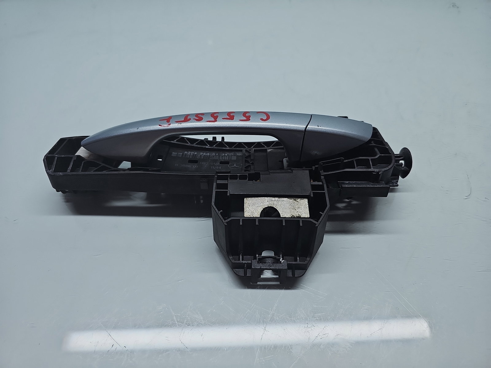 Maner usa stanga fata Mercedes Clasa C (W204) [Fabr 2007-2014] Berlina Facelift, AMG 988U Argintiu Diamat - imagine 2