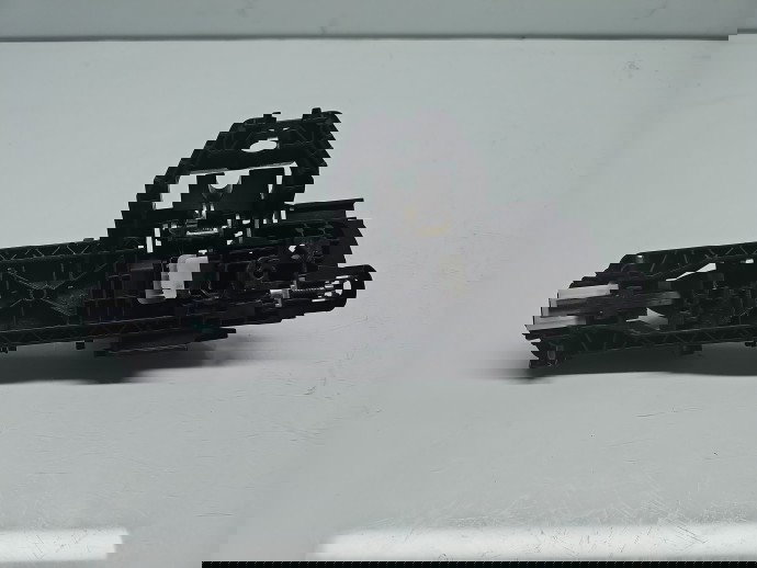 Maner usa stanga fata Mercedes Clasa C (W204) [Fabr 2007-2014] Berlina Facelift, AMG 988U Argintiu Diamat