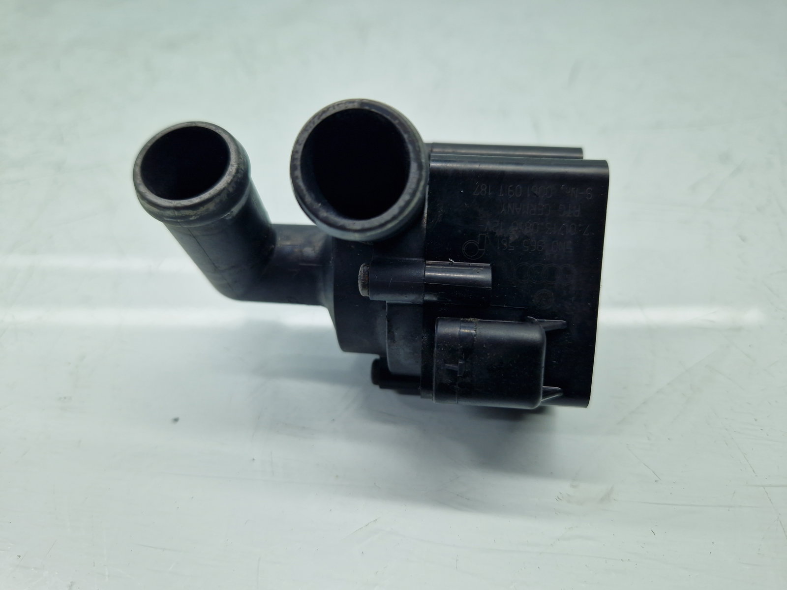 Pompa recirculare apa AUDI A3 (8P1) [Fabr 2003-2012] 5N0965561 2.0 TDI CBBB 125KW / 170CP - imagine 2